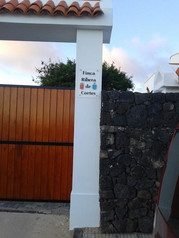 Vivienda Vacacional Finca Ribera De Cortes Nazaret Eksteriør bilde